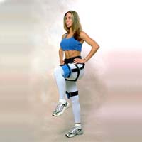Knee raise finish position